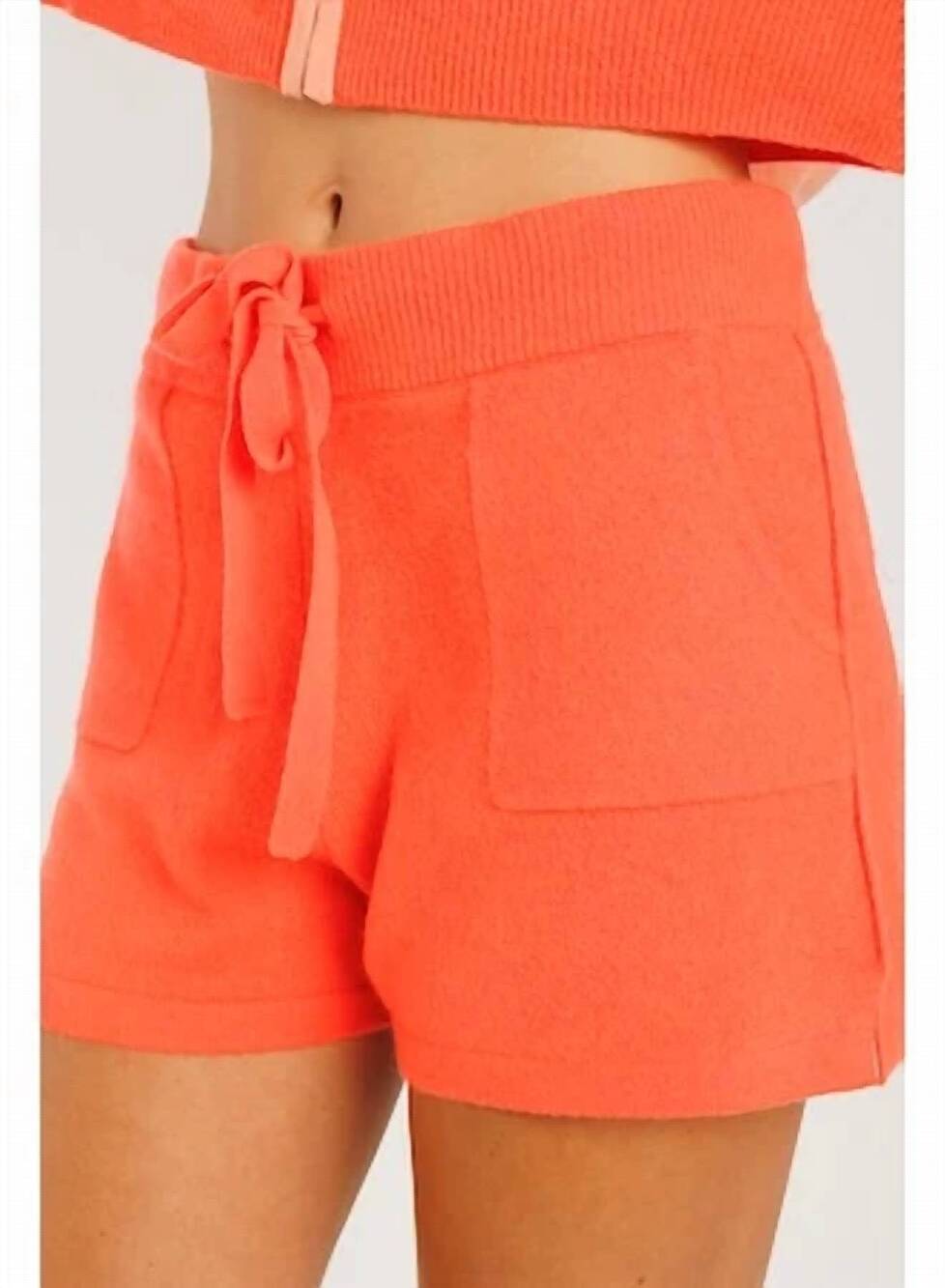 NEW CRUSH CASHMERE gozo side split short in coral